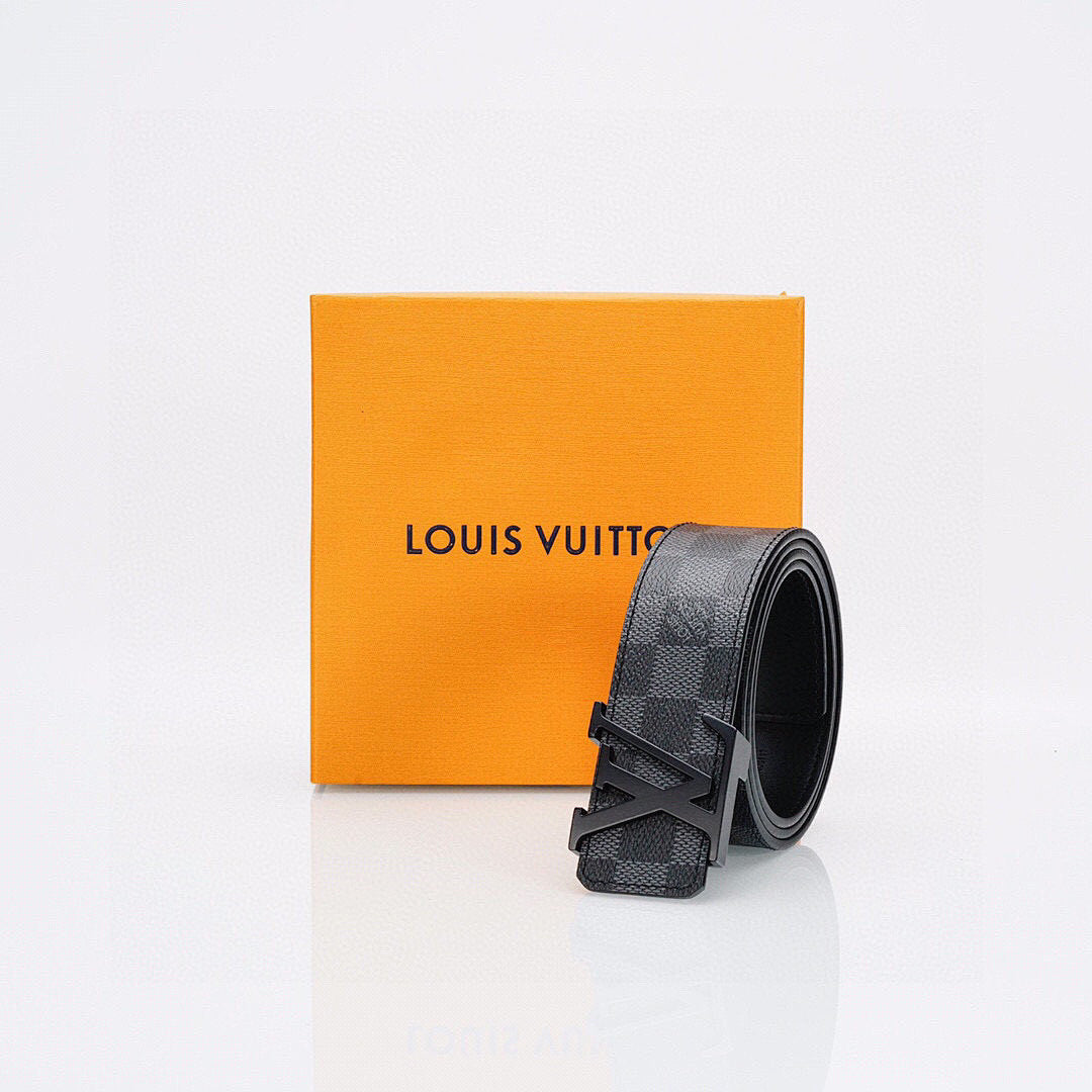 Louis Vuitton Black Lacquer Buckle Leather Belt
